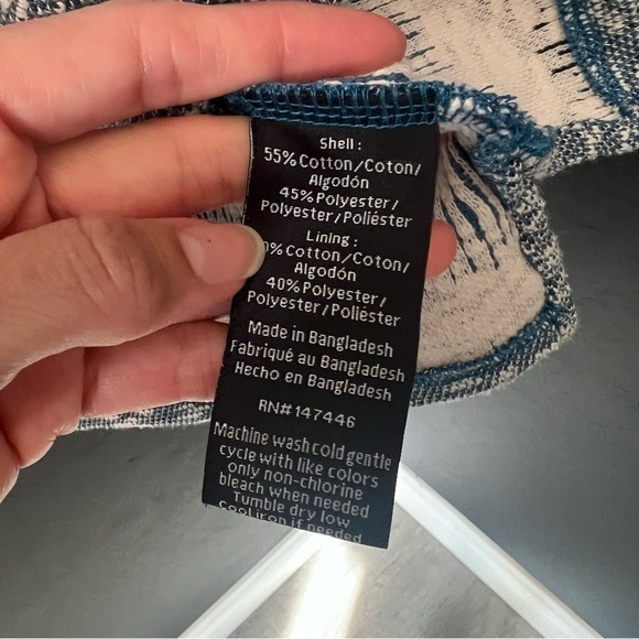 Hang Ten Hoodie Pullover Sweatshirt
Purple Heather Size: L Blue and White - Picture 8 of 14